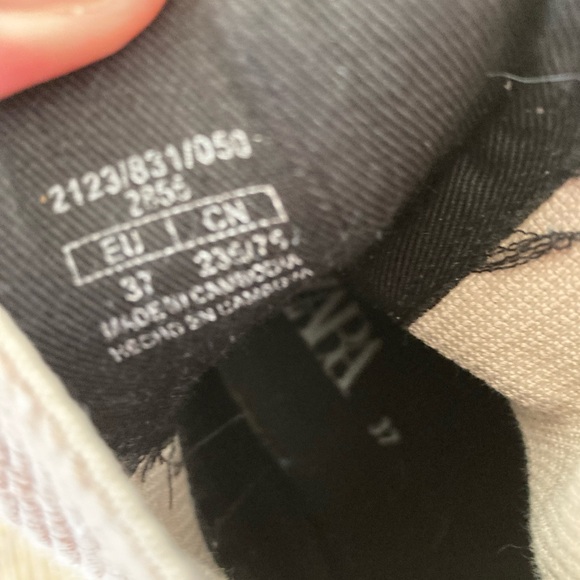 Sz 7 Zara Cream Coloured Booties - Picture 7 of 9